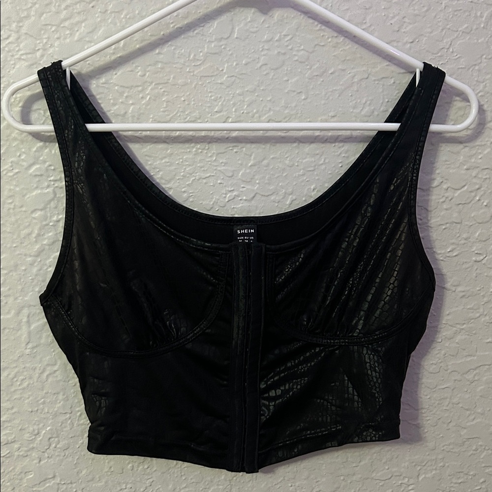 SHEIN Black Textured Cropped Tank